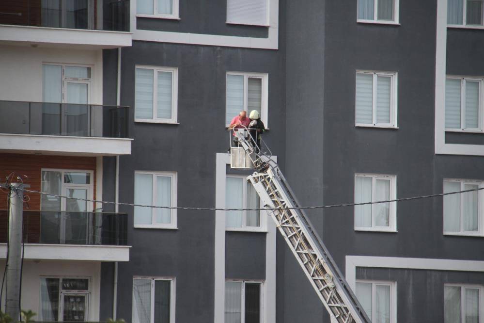 Çatıda can pazarı! 5